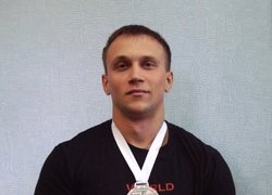 Срібний призер Чемпіонату світу з пауерліфтингу Дерябкін Дмитро